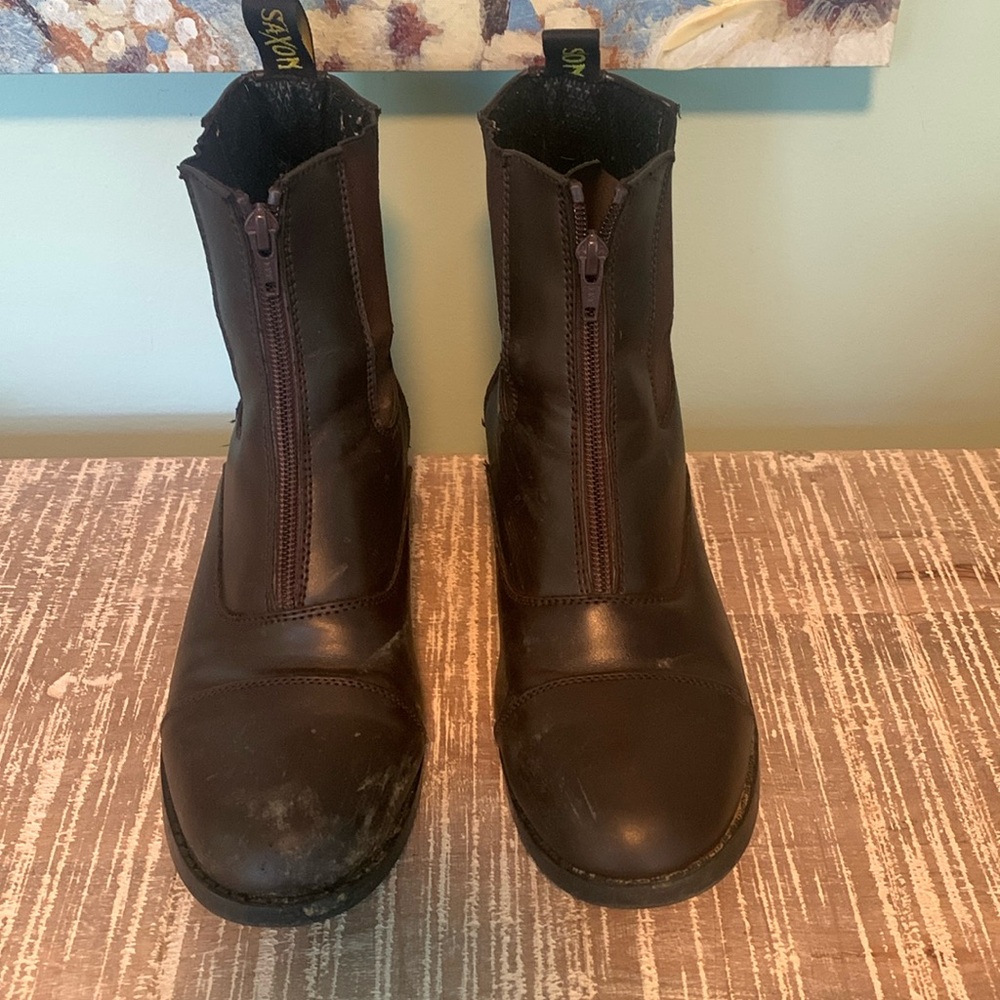 Brown Saxon Riding Boots. Women’s Size 8.